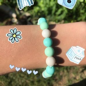 Meet your Posher, Isabel